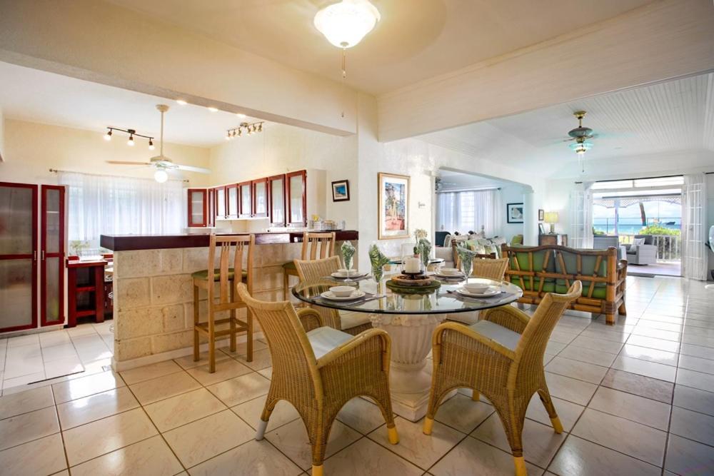 ברידג'טאון Banyan Beach House Villa מראה חיצוני תמונה
